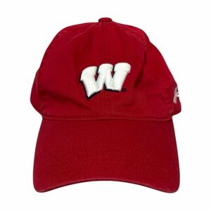 Under Armour Wisconsin Badgers Red Adjustable Hat W Logo Baseball Cap